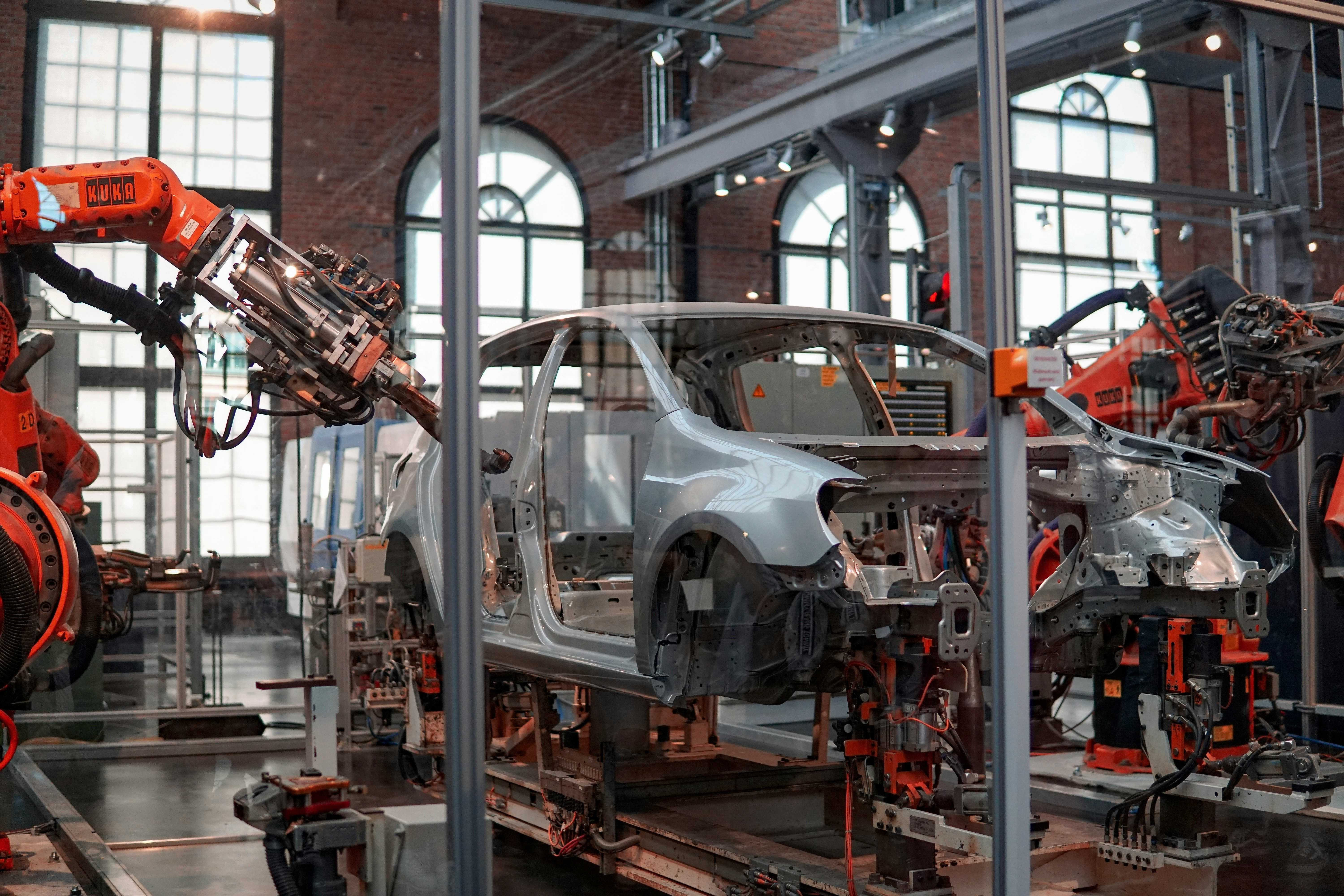 Automotive & Material Handling